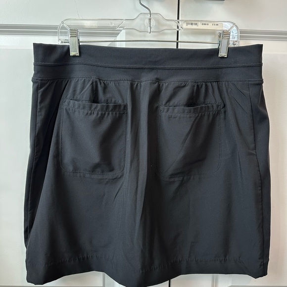 Athleta Women’s Brooklyn 16” Skort Black (Size 14T) - Picture 2 of 8